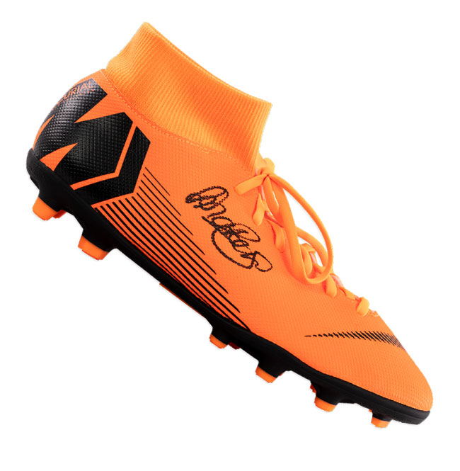 Lieke Martens Gesigneerd Nike Mercurial High Top Voetbalschoen Oranje